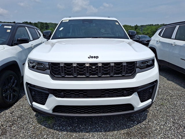 2026 Jeep Grand Cherokee 85th Anniversary Edition