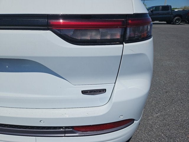 2026 Jeep Grand Cherokee Summit