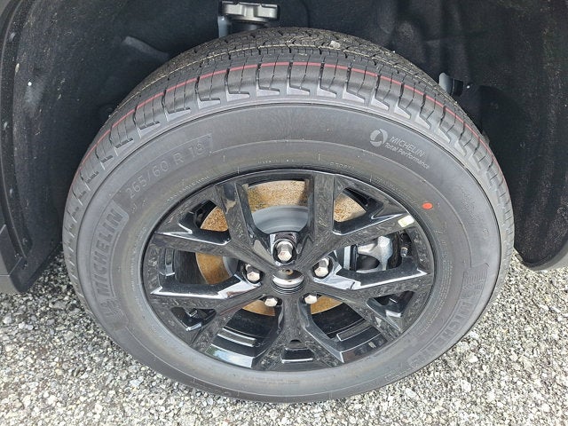 2026 Jeep Grand Cherokee L Laredo Altitude