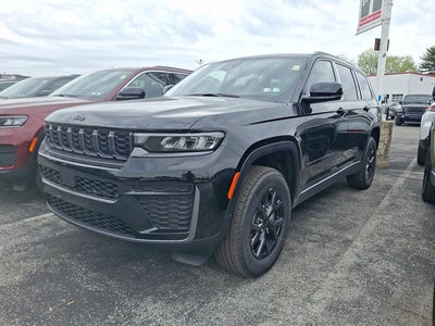 2026 Jeep Grand Cherokee L Laredo Altitude