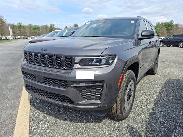 2026 Jeep Grand Cherokee L Laredo Altitude