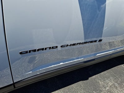 2026 Jeep Grand Cherokee L Laredo Altitude