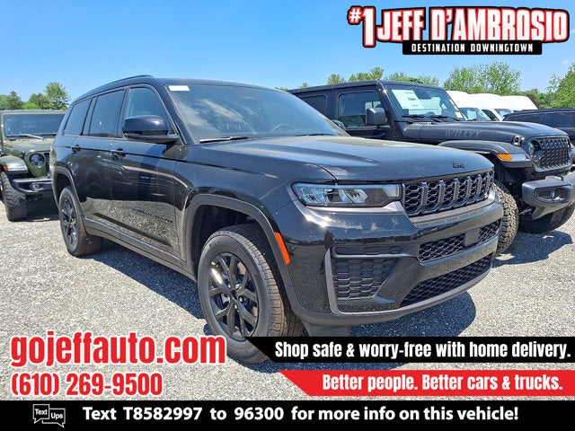 2026 Jeep Grand Cherokee L Laredo Altitude