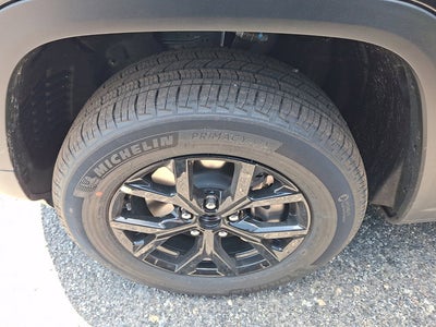 2026 Jeep Grand Cherokee L Laredo Altitude