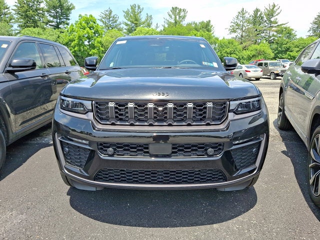 2026 Jeep Grand Cherokee L 85th Anniversary Edition
