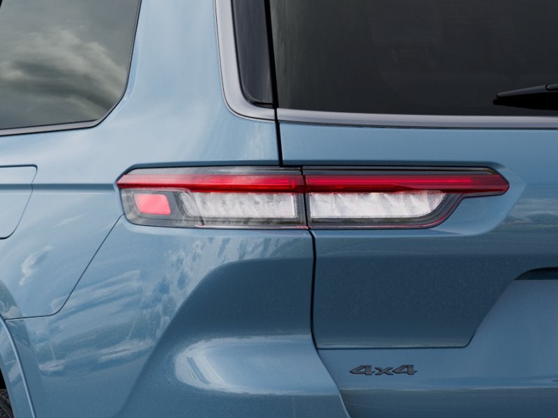 2027 Jeep Grand Cherokee L Limited Reserve