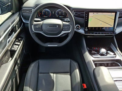 2026 Jeep Grand Wagoneer L 4x4