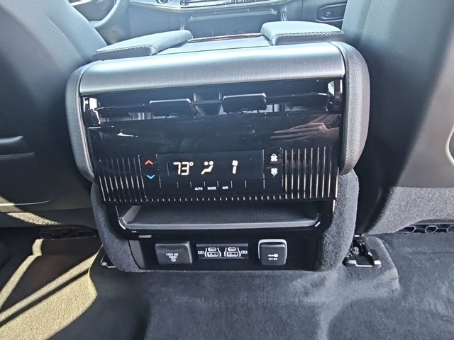 2026 Jeep Grand Wagoneer 4x4