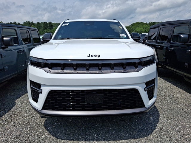 2026 Jeep Grand Wagoneer Limited Altitude