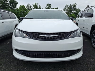 2027 Chrysler Pacifica LX