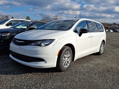2026 Chrysler Voyager LX