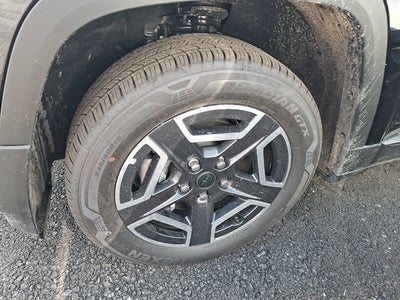 2026 Jeep Cherokee Laredo