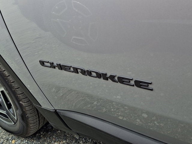 2026 Jeep Cherokee Laredo