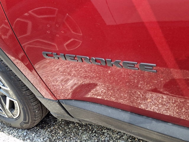 2026 Jeep Cherokee Laredo
