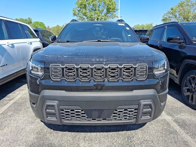 2026 Jeep Cherokee Laredo