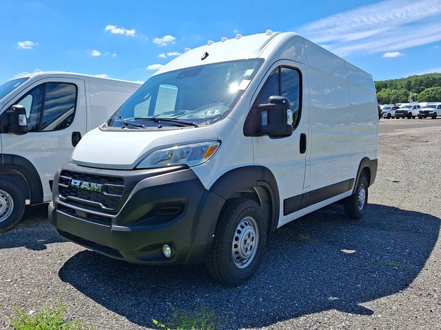 2026 RAM ProMaster Cargo Van Tradesman 2500 High Roof 136" WB w/Pass Seat