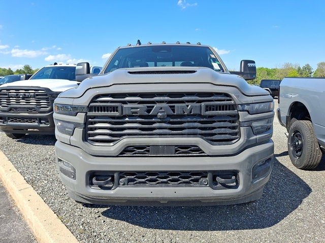 2026 RAM 2500 Black Express w/ 6'4 Short Bed