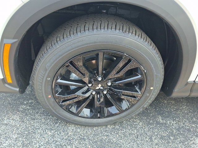 2026 Mitsubishi Eclipse Cross LE
