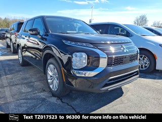 2026 Mitsubishi Outlander ES