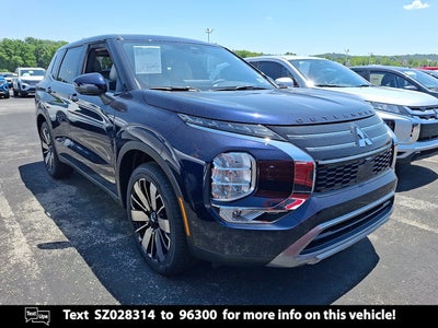 2025 Mitsubishi Outlander SE