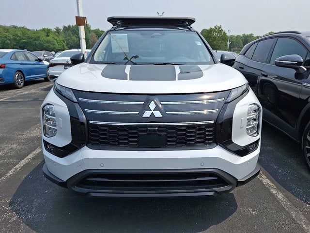2025 Mitsubishi Outlander Trail Edition