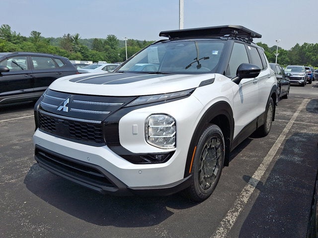 2025 Mitsubishi Outlander Trail Edition
