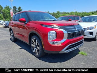 2025 Mitsubishi Outlander SE