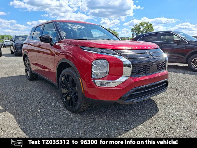 2026 Mitsubishi Outlander LE