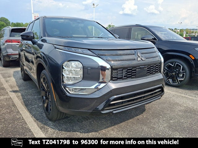 2026 Mitsubishi Outlander LE