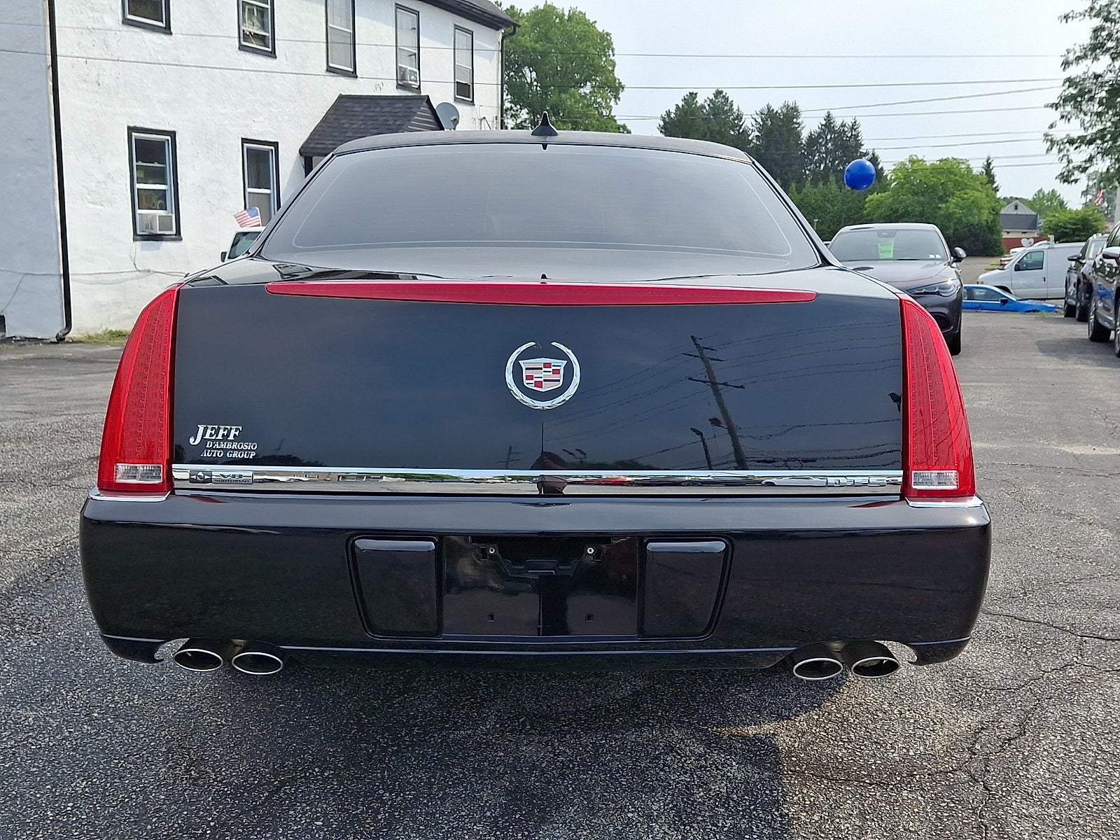 2009 Cadillac DTS Professional Limousine