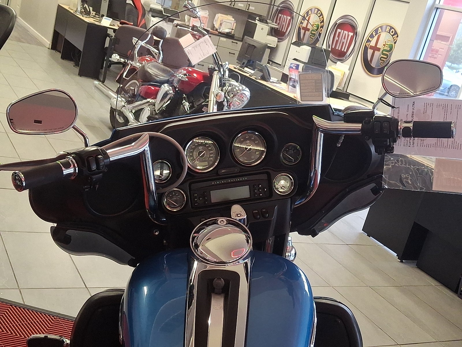 2011 Harley-Davidson Ultra Base