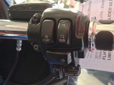 2011 Harley-Davidson Ultra Base