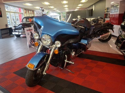 2011 Harley-Davidson Ultra Base