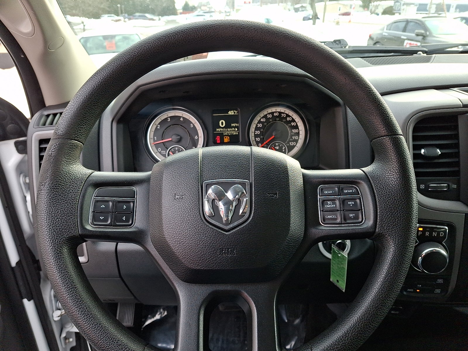 2017 RAM 1500 Express Crew Cab 4x4 5'7" Box