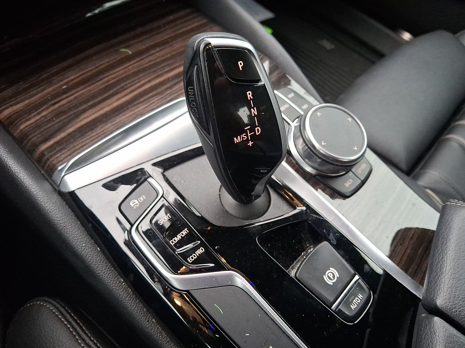 2019 BMW 5 Series xDrive