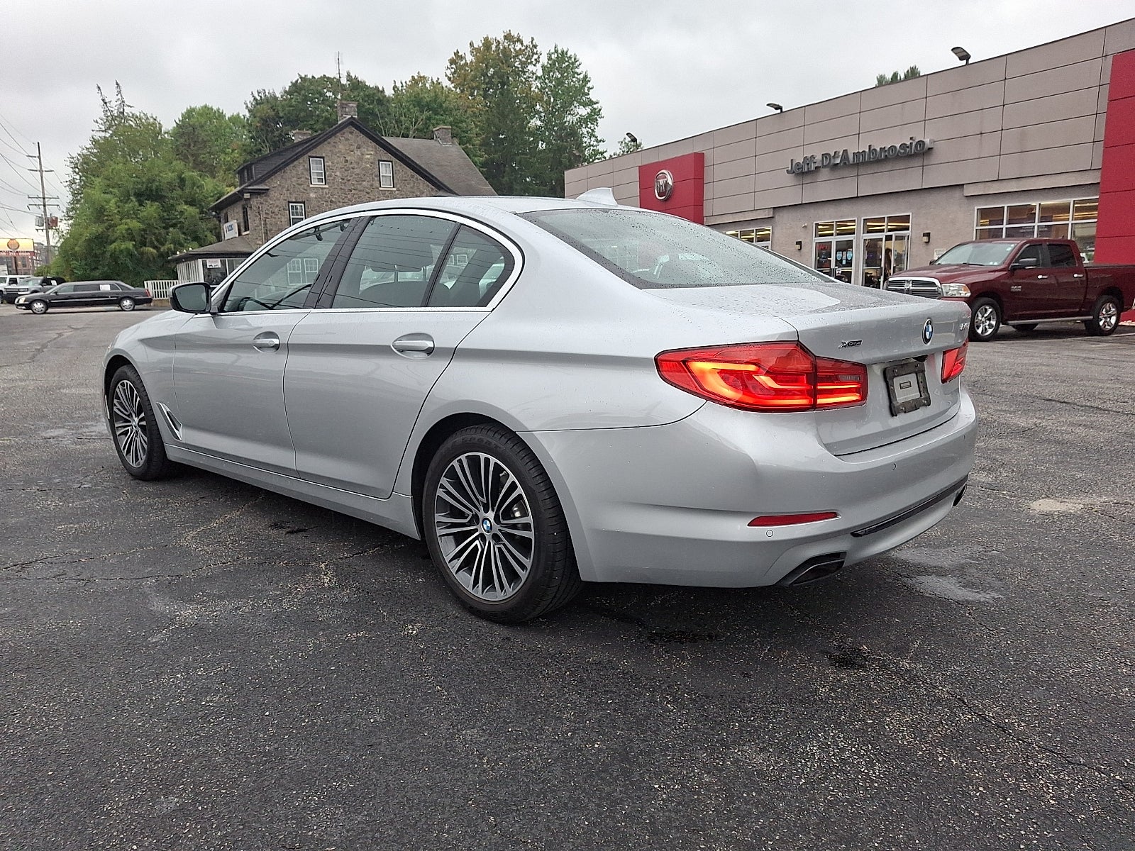 2019 BMW 5 Series xDrive