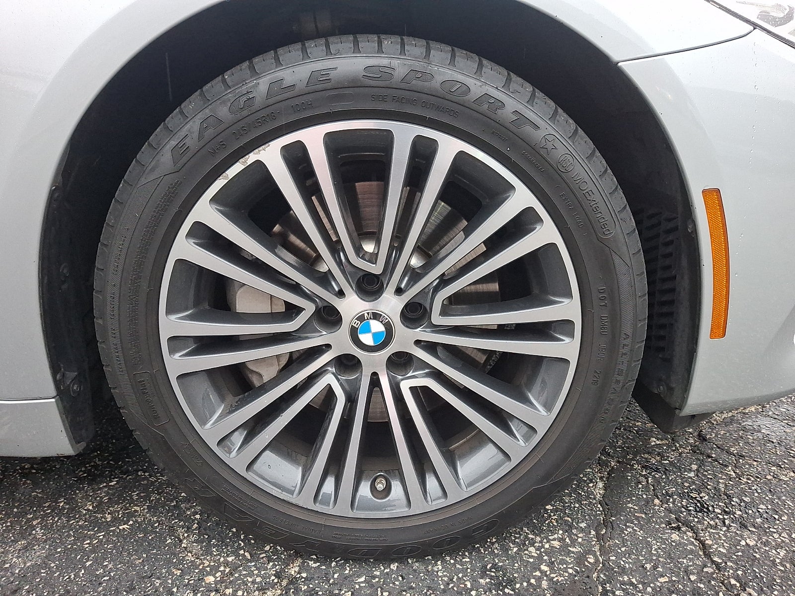 2019 BMW 5 Series xDrive