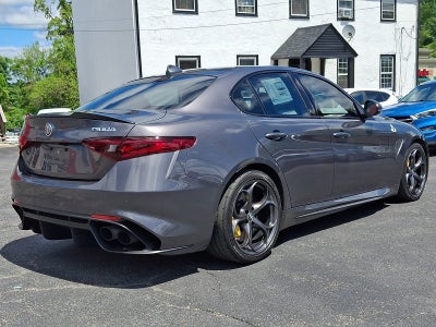 2017 Alfa Romeo Giulia Quadrifoglio Quadrifoglio RWD