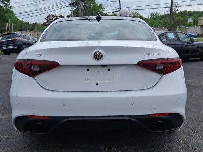2023 Alfa Romeo Giulia Veloce RWD