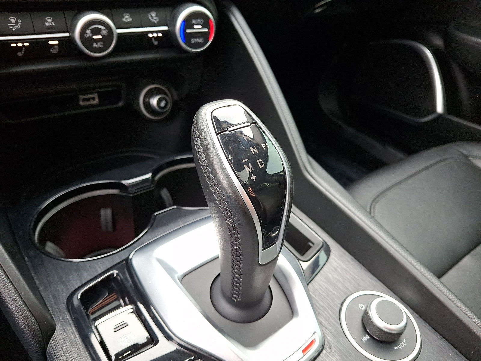 2020 Alfa Romeo Giulia AWD