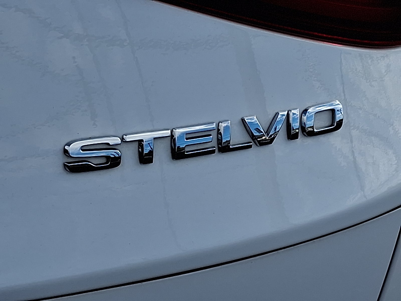 2022 Alfa Romeo Stelvio Ti AWD