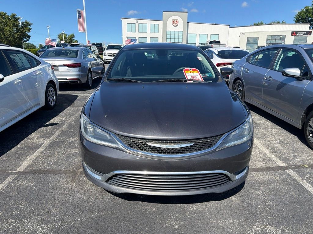 2015 Chrysler 200 Limited