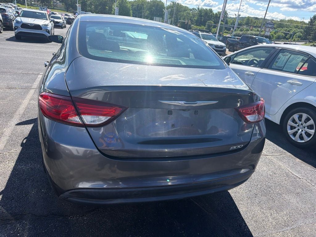 2015 Chrysler 200 Limited