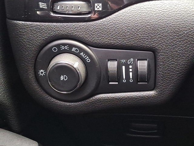 2021 Jeep Cherokee Altitude