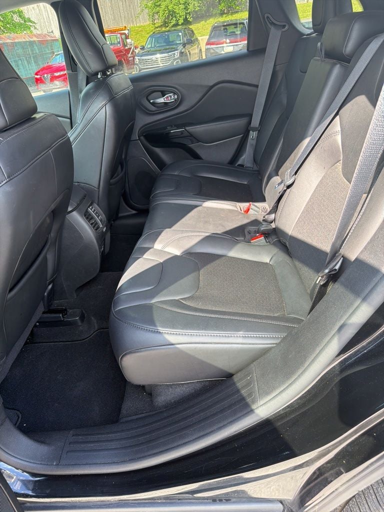 2021 Jeep Cherokee Altitude