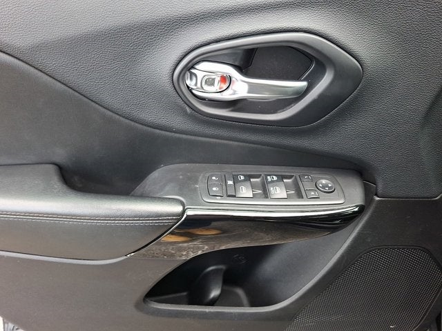 2019 Jeep Cherokee Altitude