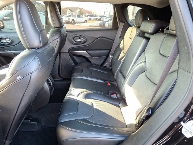 2022 Jeep Cherokee Latitude Lux