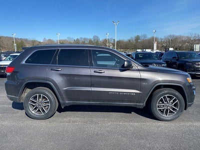 2019 Jeep Grand Cherokee Laredo E
