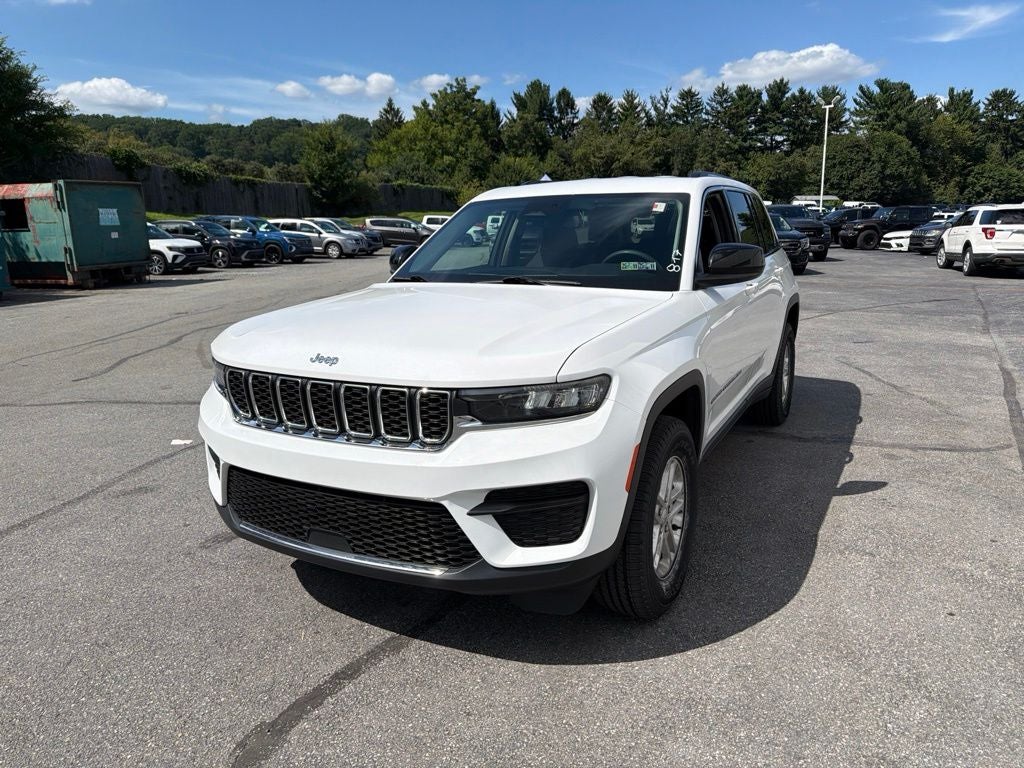 2023 Jeep Grand Cherokee Laredo