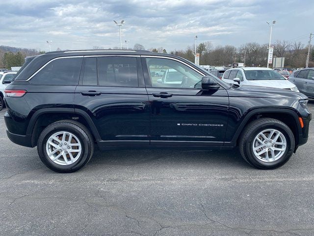 2023 Jeep Grand Cherokee Laredo X